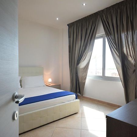 Da Rocco B&B Sant Isidoro  Exterior photo